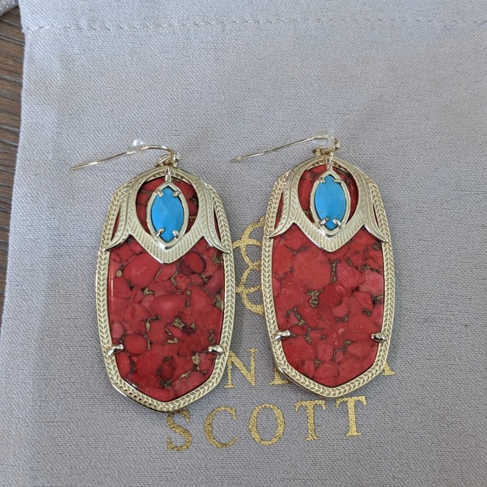 KENDRA SCOTT 2022 Rodeo exclusive Darby earrings in "Rodeo Red"